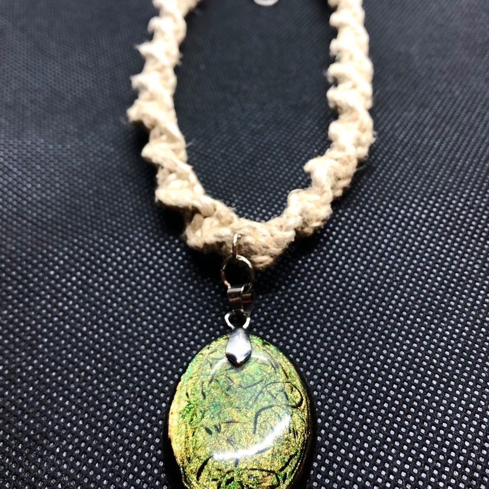Hemp Necklace Glittery Green & Gold Pendant